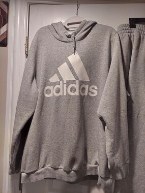 Adidas Women’s Gray Logo Hoodie/Pants Combo